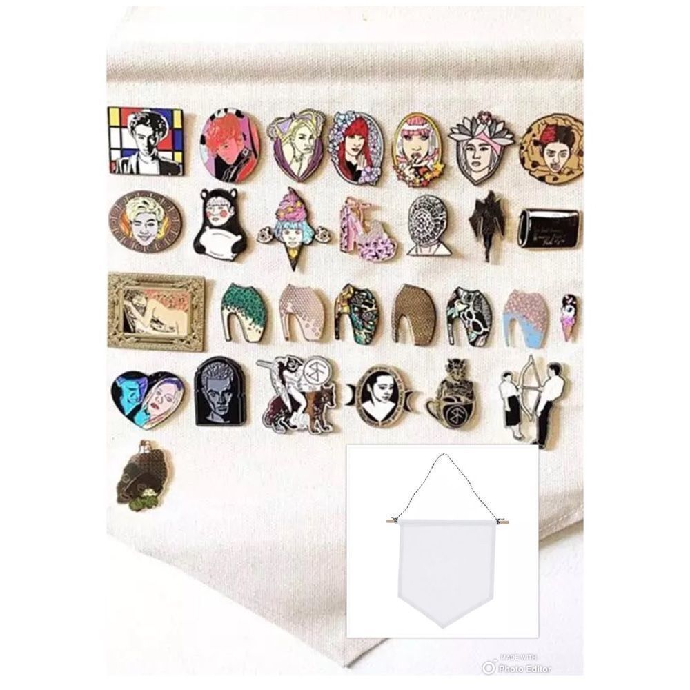 Pin Collection Canvas Banner WHITE